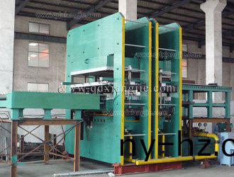 框(kuang)式(shi)平闆硫(liu)化機(jī)