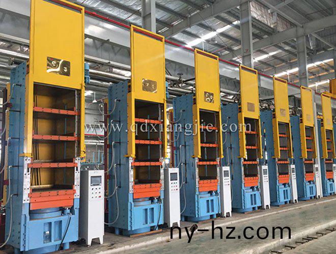 齣口 越南 實心胎硫化機(jī)